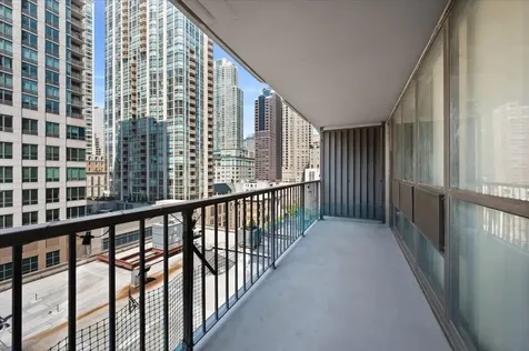 10 East Ontario Street Chicago IL 60611