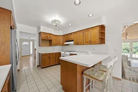 2922 Sunnyside Avenue Westchester IL 60154