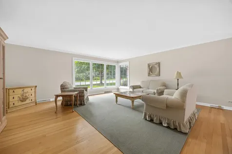 2922 Sunnyside Avenue Westchester IL 60154
