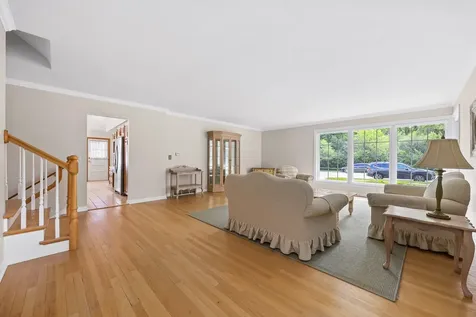2922 Sunnyside Avenue Westchester IL 60154
