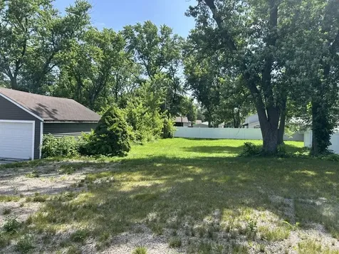 23 North Wabash Avenue Glenwood IL 60425