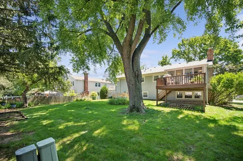 830 Woodhollow Lane Buffalo Grove IL 60089