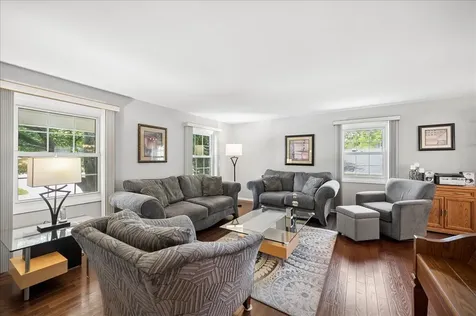 830 Woodhollow Lane Buffalo Grove IL 60089