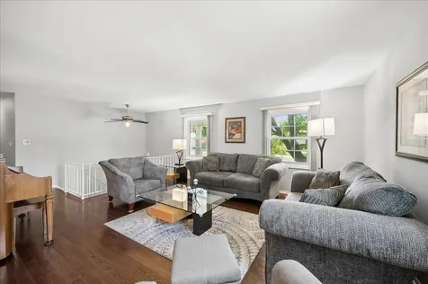 830 Woodhollow Lane Buffalo Grove IL 60089