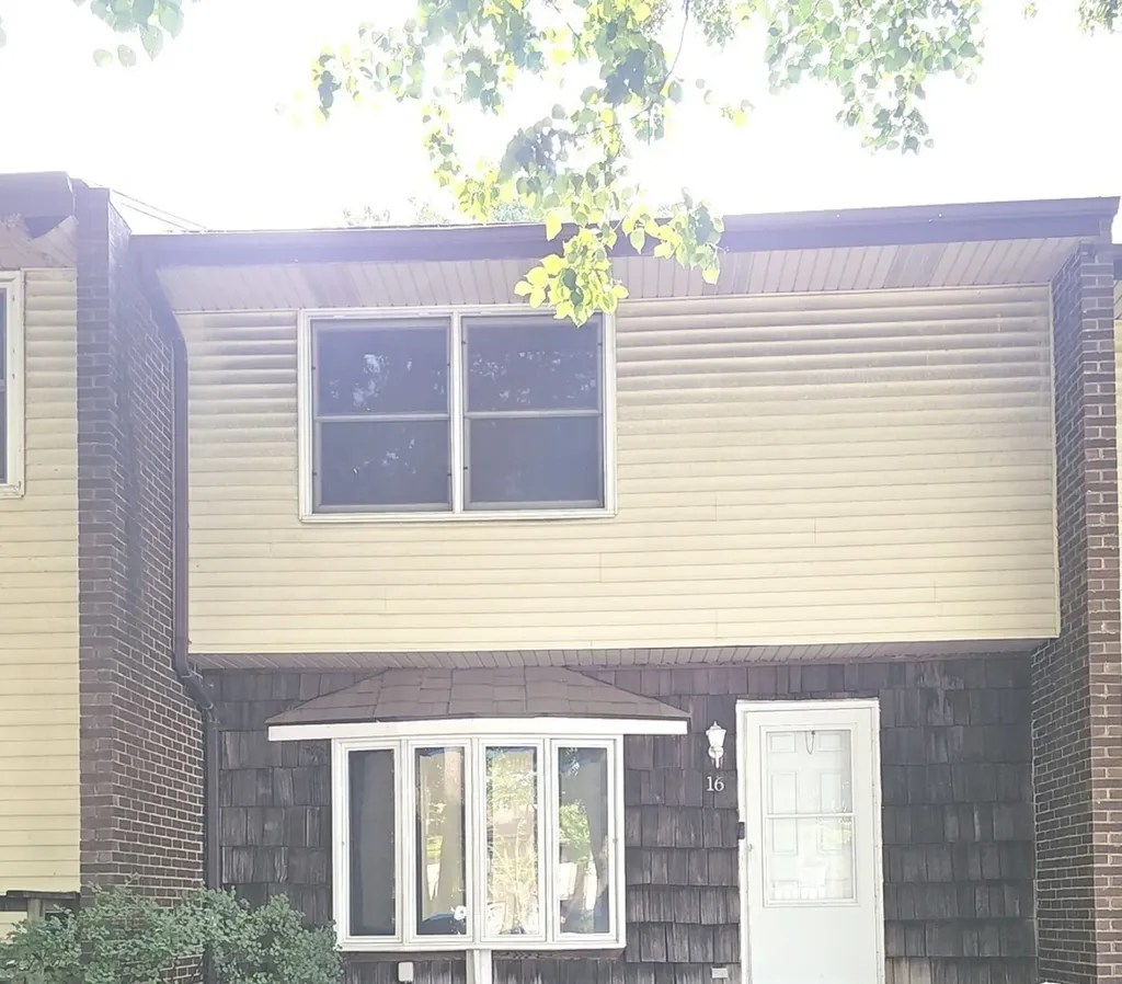 16 Dan Ireland Drive Plainfield IL 60544