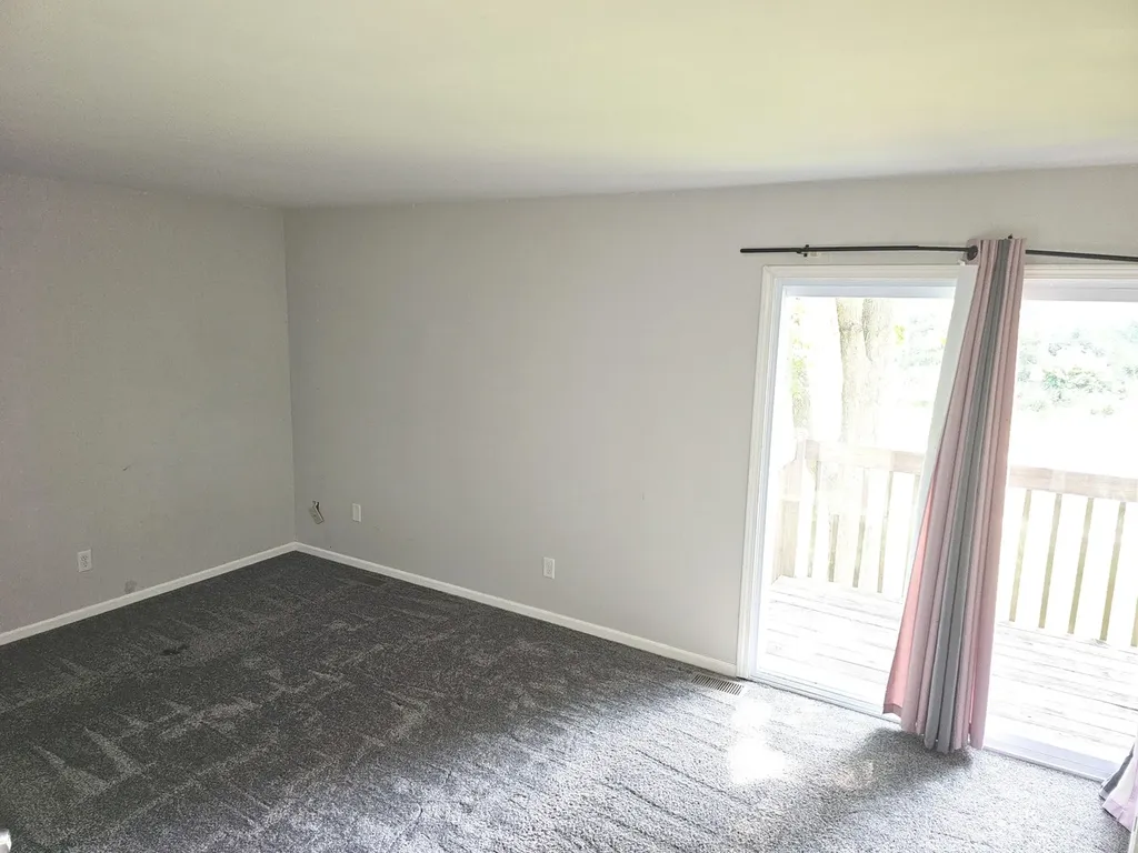 16 Dan Ireland Drive Plainfield IL 60544