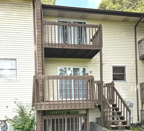 16 Dan Ireland Drive Plainfield IL 60544