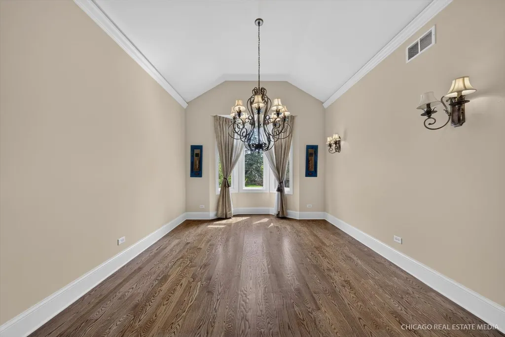 7 Castle Pines Court Lake In The Hills IL 60156