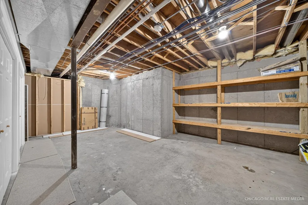 7 Castle Pines Court Lake In The Hills IL 60156