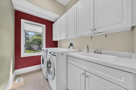 7 Castle Pines Court Lake In The Hills IL 60156