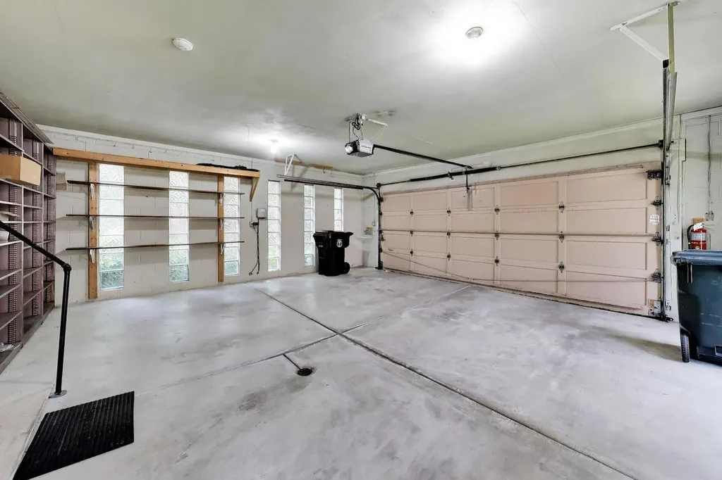 9139 Kedvale Avenue Skokie IL 60076