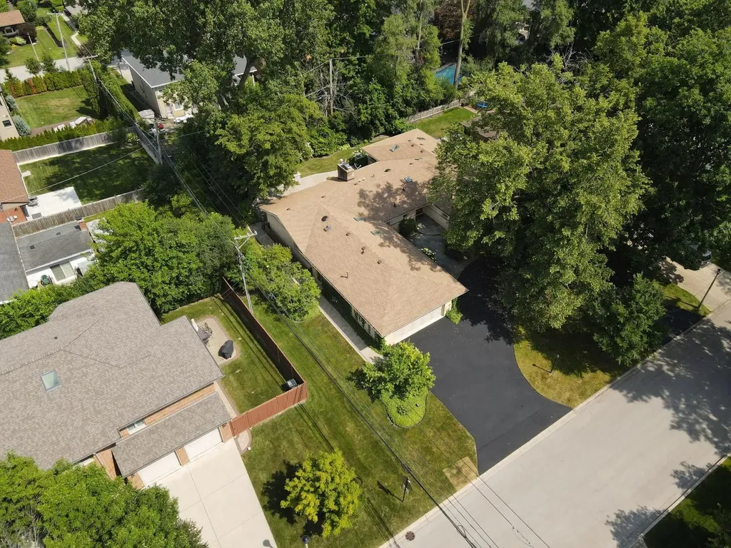 9139 Kedvale Avenue Skokie IL 60076