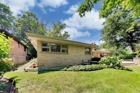 9139 Kedvale Avenue Skokie IL 60076