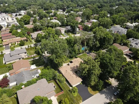 9139 Kedvale Avenue Skokie IL 60076