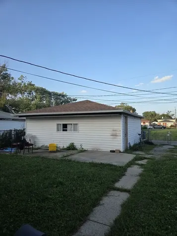 16007 Vine Avenue Harvey IL 60426