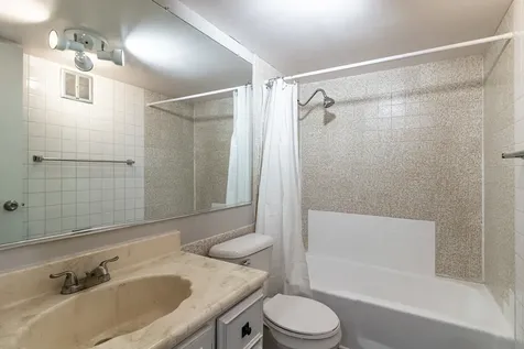 4239 Continental Drive Waukegan IL 60087
