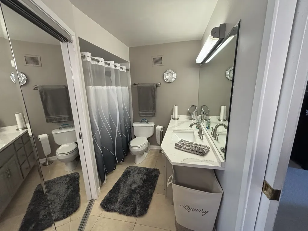 40 North Tower Road Oak Brook IL 60523