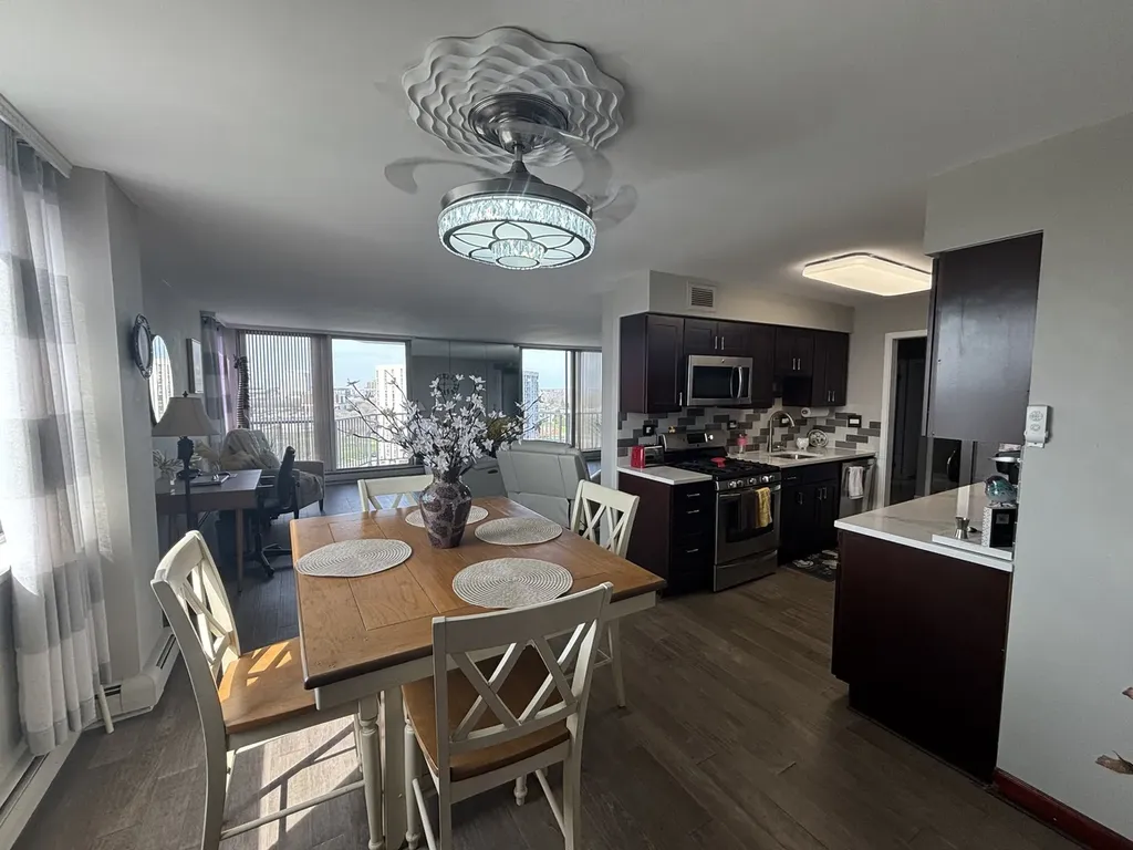 40 North Tower Road Oak Brook IL 60523