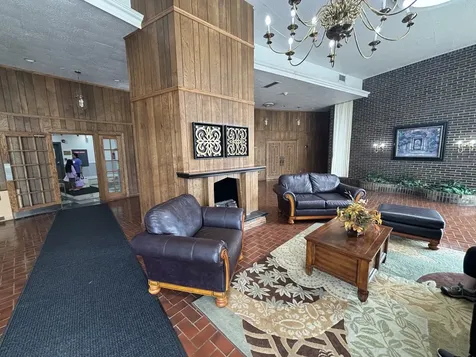 40 North Tower Road Oak Brook IL 60523