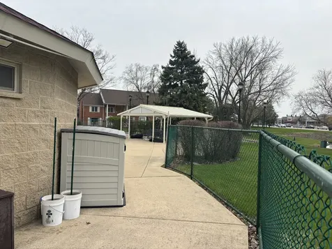 40 North Tower Road Oak Brook IL 60523