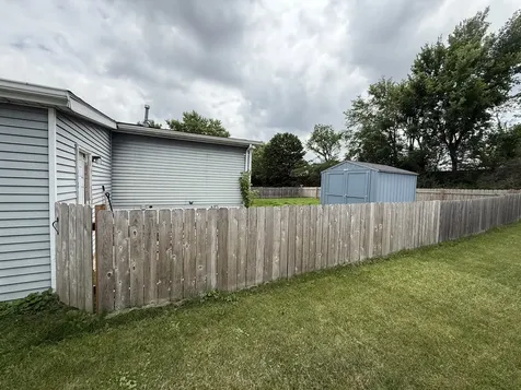 609 Tanglewood Road Matteson IL 60443