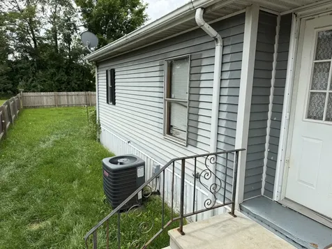 609 Tanglewood Road Matteson IL 60443