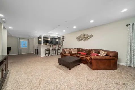 115 Bridle Path Lane Fox River Grove IL 60021