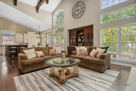 115 Bridle Path Lane Fox River Grove IL 60021