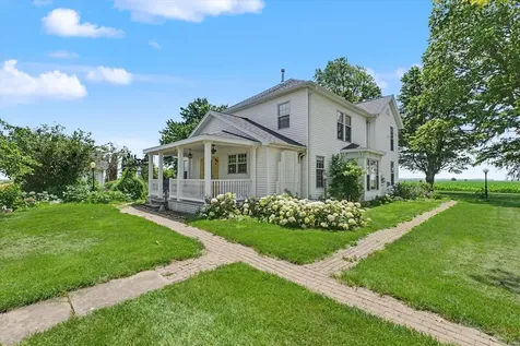 15869 North Vermilion West Road Fithian IL 61844