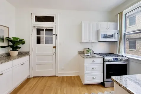 408 Ridge Avenue Evanston IL 60202