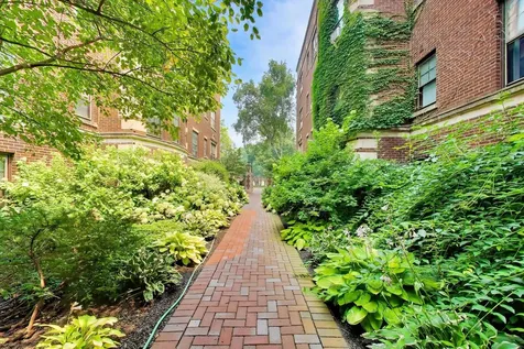 408 Ridge Avenue Evanston IL 60202