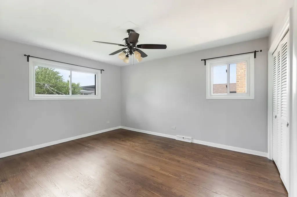 5302 Jarvis Avenue Skokie IL 60077