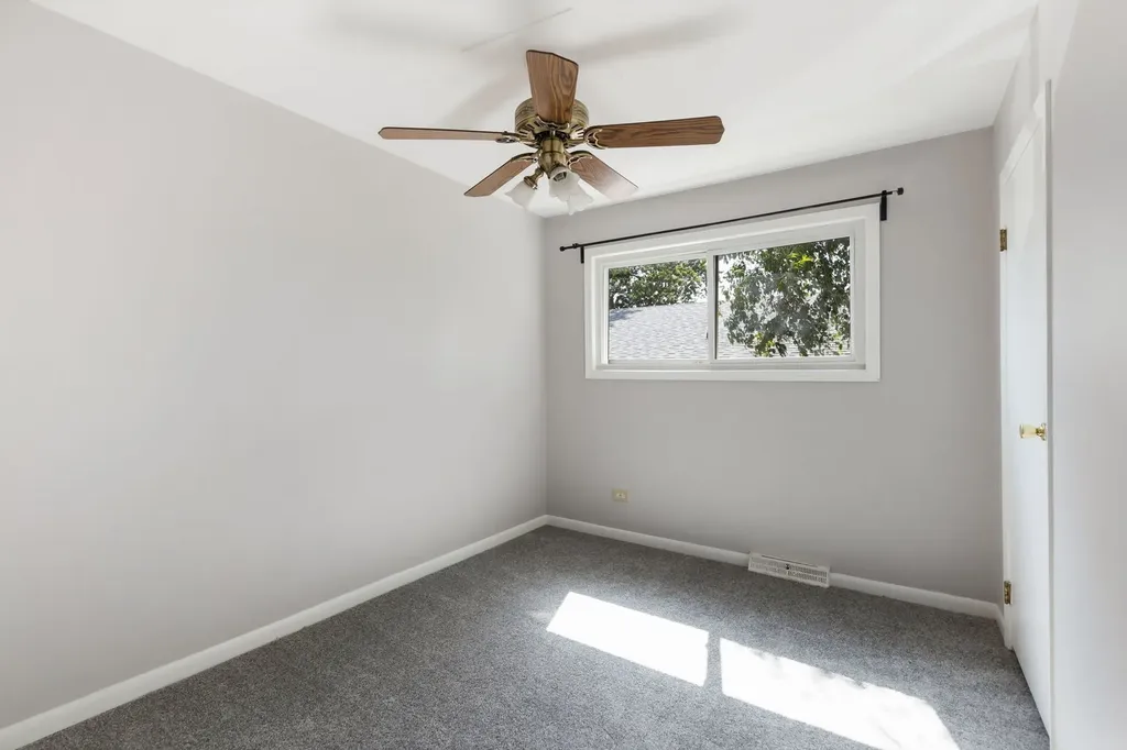 5302 Jarvis Avenue Skokie IL 60077