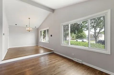 5302 Jarvis Avenue Skokie IL 60077
