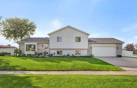 1540 Carol Anne Drive Morris IL 60450