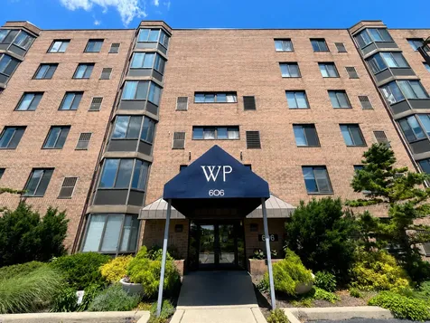606 East Woodland Park Avenue Chicago IL 60616