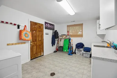 26 Skyview Drive Springfield IL 62702