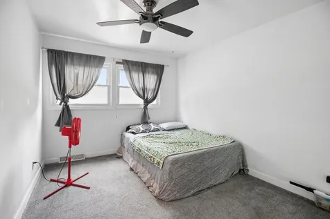 26 Skyview Drive Springfield IL 62702