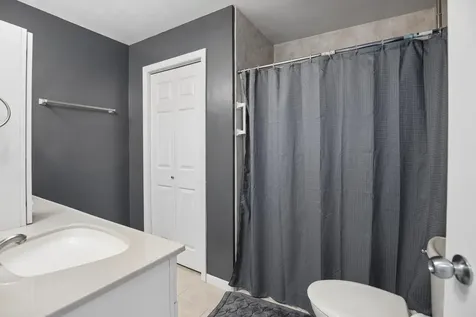 26 Skyview Drive Springfield IL 62702