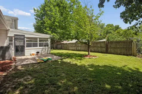 26 Skyview Drive Springfield IL 62702