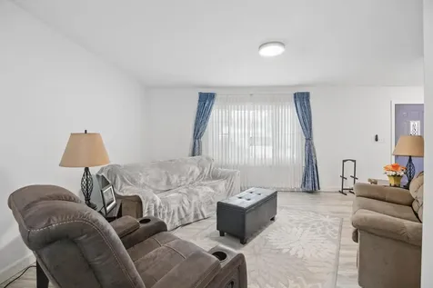 26 Skyview Drive Springfield IL 62702