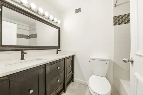 200 North Dearborn Street Chicago IL 60601