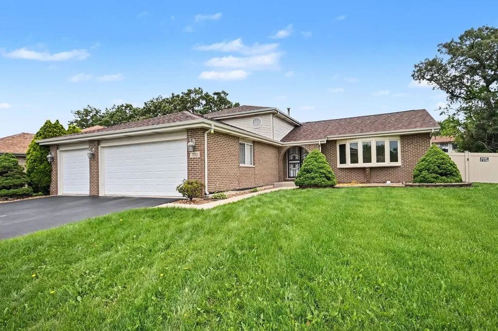 5712 Kathryn Lane Matteson IL 60443