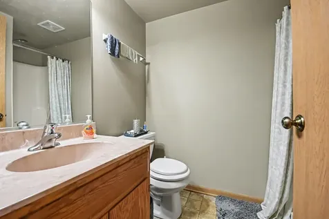 5712 Kathryn Lane Matteson IL 60443