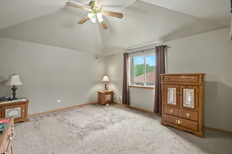 5712 Kathryn Lane Matteson IL 60443