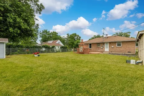8040 South 85th Court Justice IL 60458