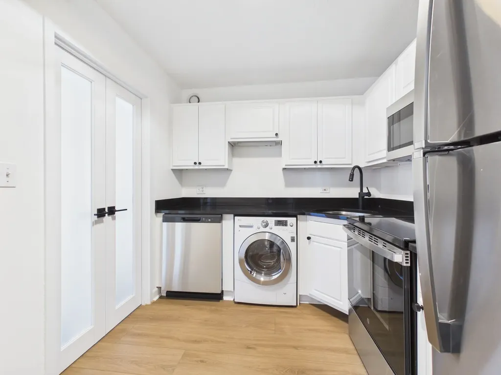 10 East Ontario Street Chicago IL 60611