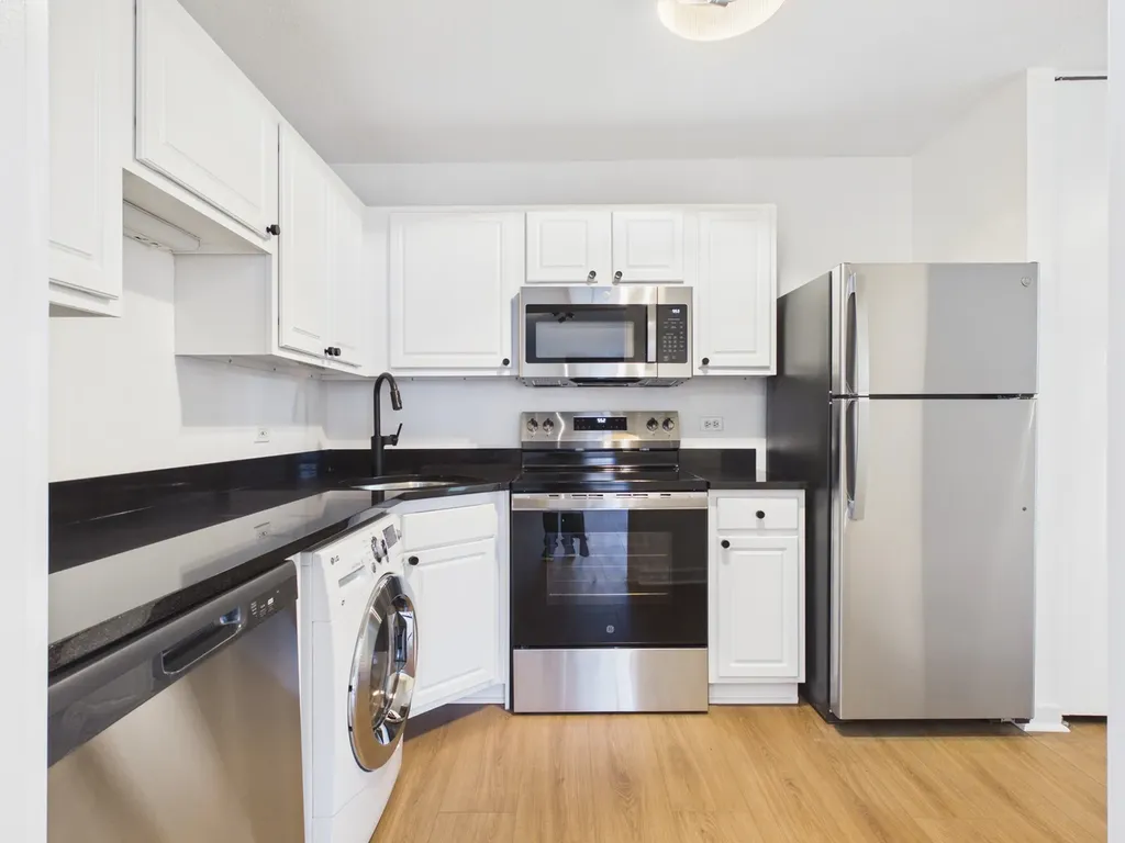 10 East Ontario Street Chicago IL 60611