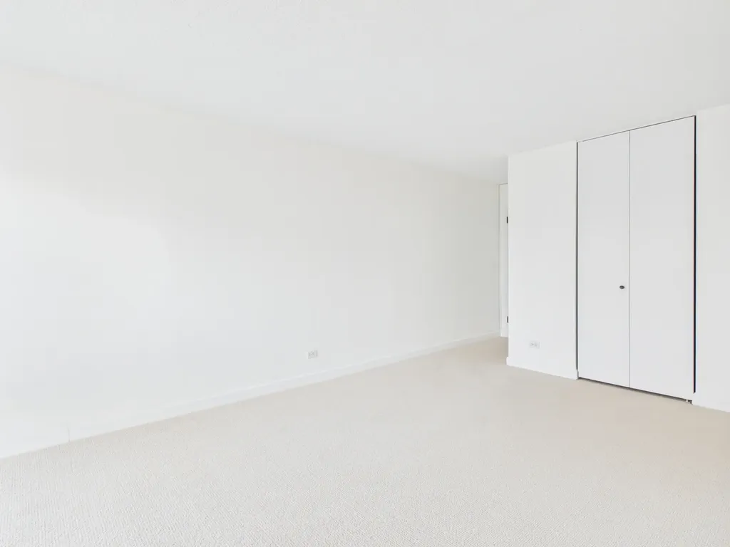 10 East Ontario Street Chicago IL 60611