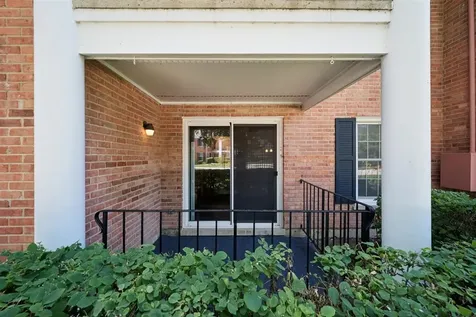 510 Shorely Drive Barrington IL 60010
